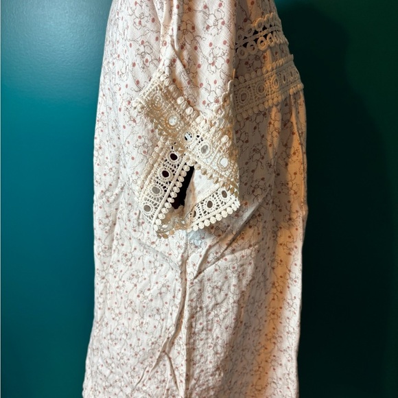 Perch Elegant Lace Trim Women's Blouse Plus Size - Picture 2 of 6